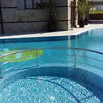 Toma's - Front Hotel Tsarevo