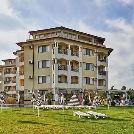 酒店 Toma's - Front