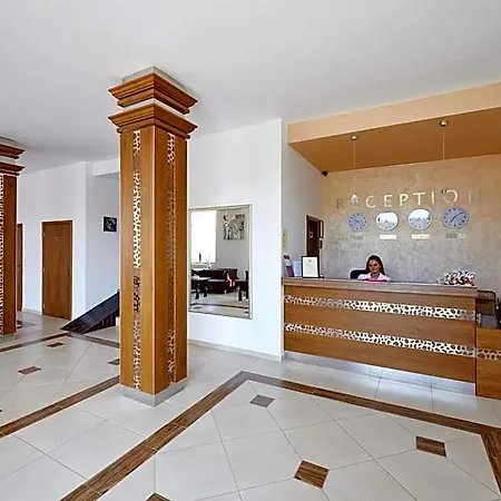 Hotel Toma's - Front Tsarevo