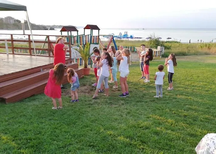 Hotel Toma's - Front 2*